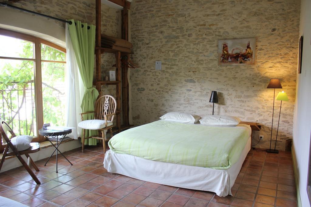 Bed and Breakfast La Bicyclette Fleurie Villemoirieu Pokoj fotografie