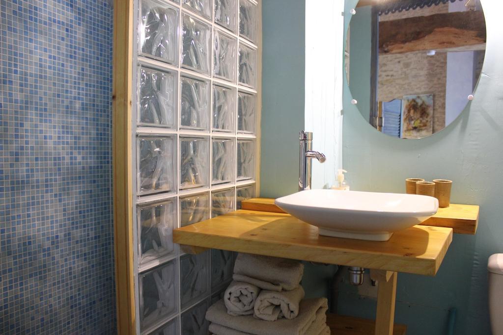 Bed and Breakfast La Bicyclette Fleurie Villemoirieu Pokoj fotografie